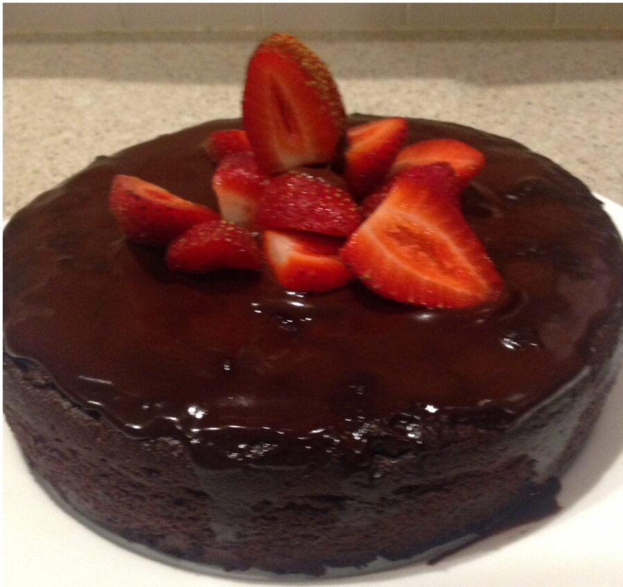 Chocolate Cake Ganache Icing